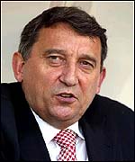 Graham Taylor faces huge task at Villa