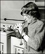 Daphne playing a mijwiz