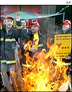 BBC business and economics correspondent Rory Cellan Jones wonders why the dispute hasn't been resolved