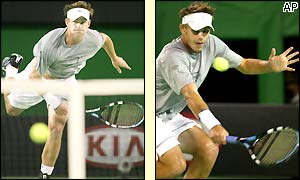 Andy Roddick loses the first set 7-5