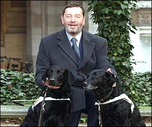 David Blunkett with new dog Sadie (left) and old dog Lucy