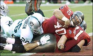 Tampa Bay Buccaneers fullback Mike Alstott scores a touchdown 
