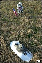 Memorial near fallen shuttle debris, AFP