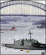 HMS Kanimbla leaves for the Persian Gulf