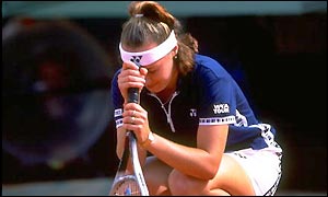 The French Open eludes Hingis again as her crown begins to slip in 1997