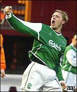 Garry O'Connor celebrates his goal