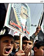 Palestinians rally in support of Saddam Hussein