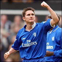  Frank Lampard levels the score for Chelsea just before half time 