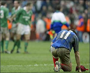 Victory is Ireland's as they take a thrilling 15-12 win