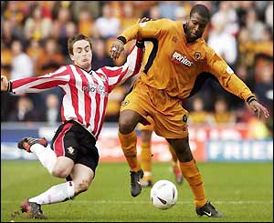 Oakley tackles Blake