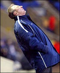 Howard Wilkinson looks angry on the touchline