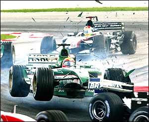 Antonio Pizzonia crashes into the Williams BMW of Juan Pablo Montoya