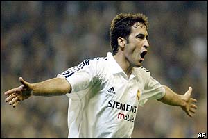 Real Madrid's Raul Gonzalez celebrates after scoring against Manchester United