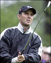 At the end of the second round Mike Weir is six under par and holds a four-shot lead