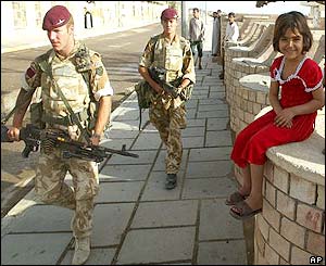 Soldiers from C company of the 1st Battalion The Parachute Regiment in al-Qurna,