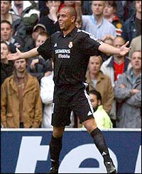 Ronaldo celebrates a goal for Real Madrid against Manchester United