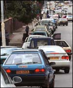 Fuel queues in Zimbabwe