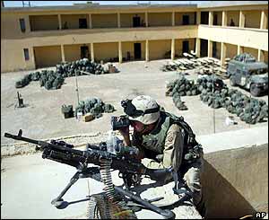 US soldier atop Falluja primary school