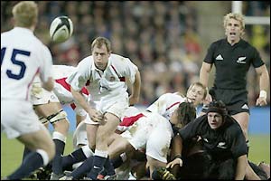 Dawson passes wide for England