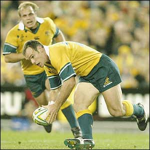 Nathan Grey scores the last try for Australia