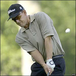 Stephen Leaney sees his challenge falter