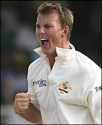 Brett Lee celebrates the key wicket of Ramnaresh Sarwan