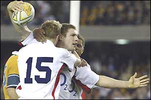 Ben Cohen celebrates scoring England's third try