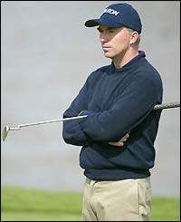 David Gilford stays in contention with a three-under-par 69