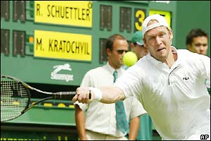 Schuettler returns a shot to Michael Kratochvil on his way to an ominous two-set lead
