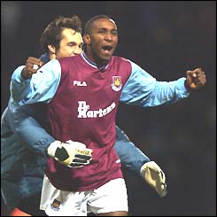 Jermain Defoe celebrates a priceless goal