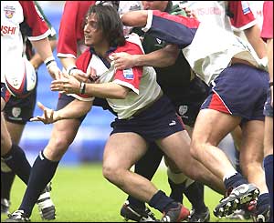 Agustin Pichot on the attack for Bristol