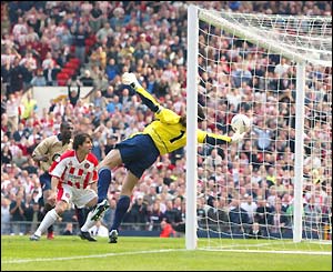 David Seaman keeps the Blades at bay in a tight FA Cup semi-final 