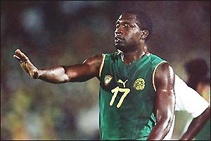 Foe helps Cameroon win the 2002 African Nations Cup 