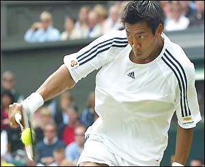 Paradorn Srichaphan plays a backhand