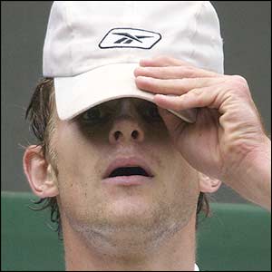 Roddick retreats under his cap as Federer makes things difficult for him 