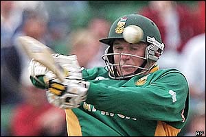 Graeme Smith hits a boundary as South Africa race to their total 