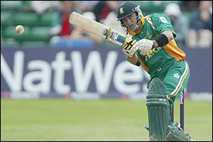 Gibbs hits the winning boundary 