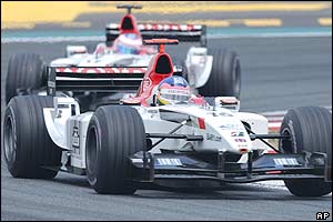 Both BAR cars compete despite the team's financial problems 