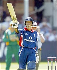 Vikram Solanki acknowledges his fifty