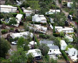 Fallen trees on caravans and houses at Biscarosse, France