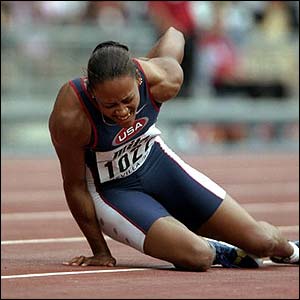 Marion Jones' back injury ruined her 200m bid