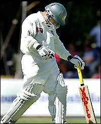 Mahmud hit three boundaries in his 21 but fell to MacGill as the last four wickets went down for only 10 runs. 