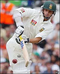 Kirsten edges Harmison to Trescothick for 29