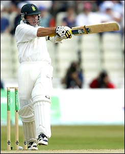 Herschelle Gibbs plays a pull shot