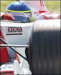 Cristiano Da Matta produces an impressive flying lap