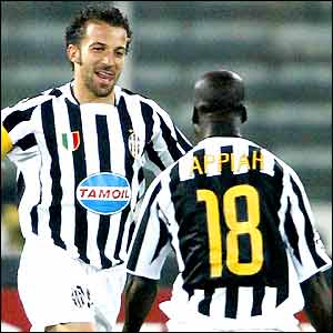 Alessandro del Piero celebrates his opening goal 