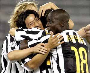 Juventus players celebrate