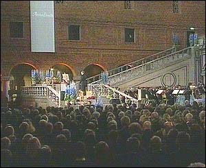Mourners in City Hall