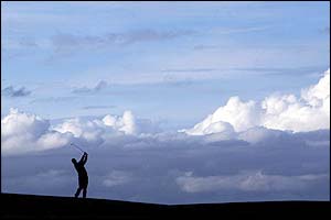 Denmark's Thomas Bjorn plays an approach to the 18th green during the third round of the 2003 Dunhill Links Championship at Kingsbarns 