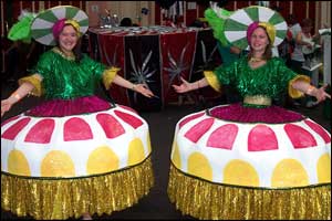 London School of Samba dancers Sarah Reck and Joanna Giorgi